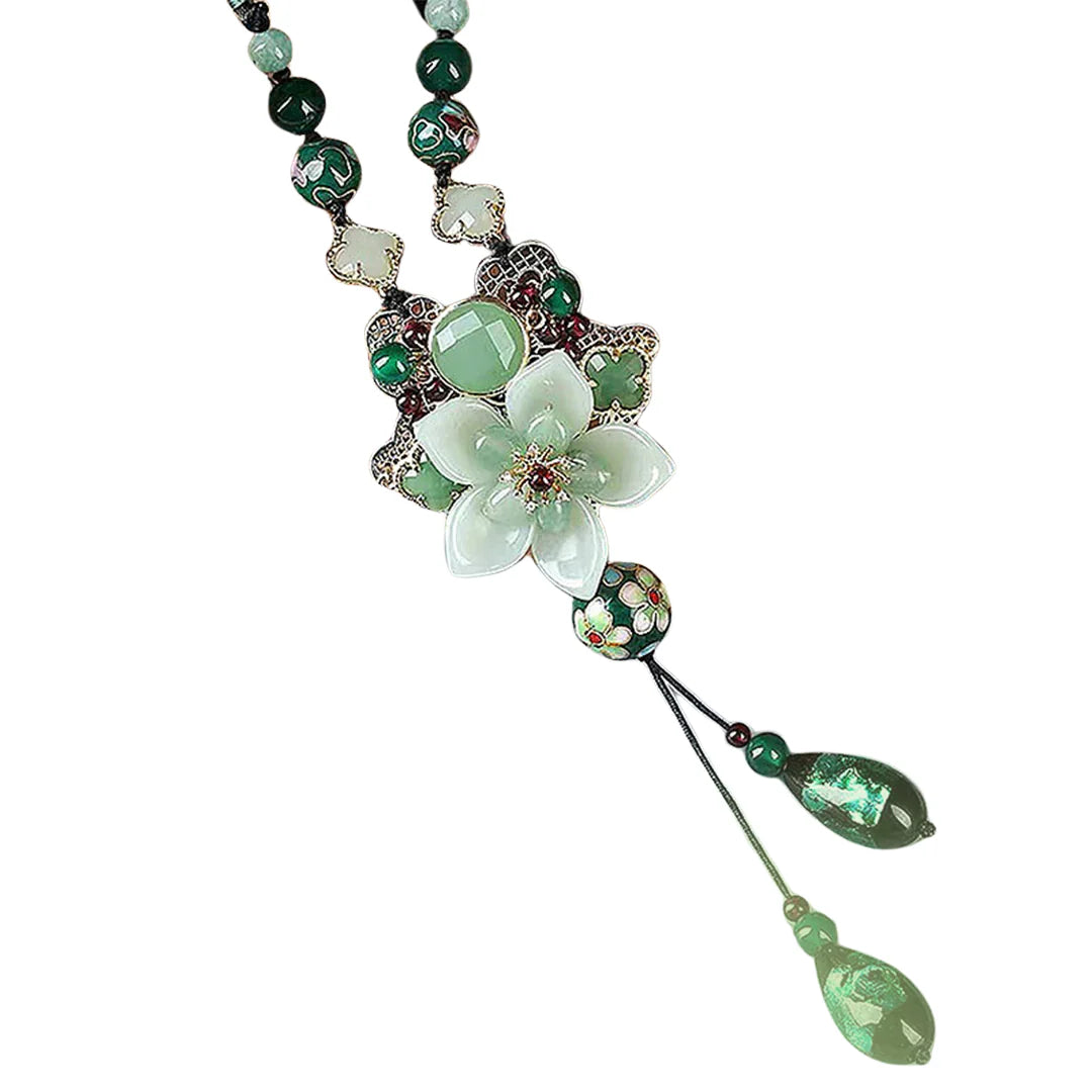 Collar de Jade Flor de Loto