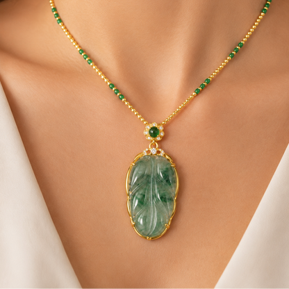 Collar de Jade de la Fortuna - Piedra Milenaria de Prosperidad